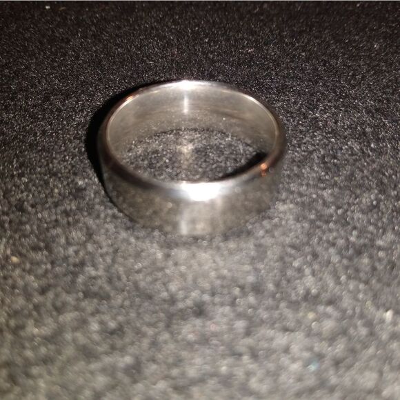 Stainless steel silver band, size 9 - Picture 7 of 7